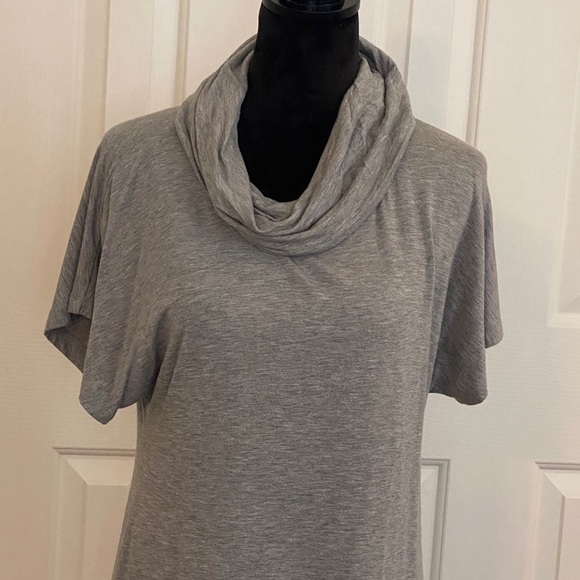 Lou and grey cowl neck T-shirt dress. Size small - Picture 2 of 7